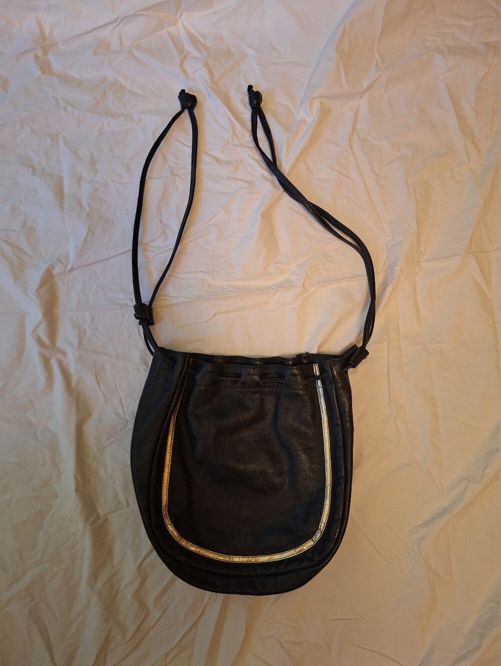 Vintage MAXIME Toronto Black Genuine Leather Drawstring Bucket Crossbody Bag Can